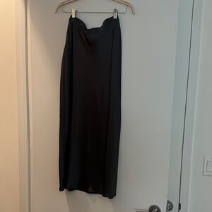 Chic Black Midi Skirt